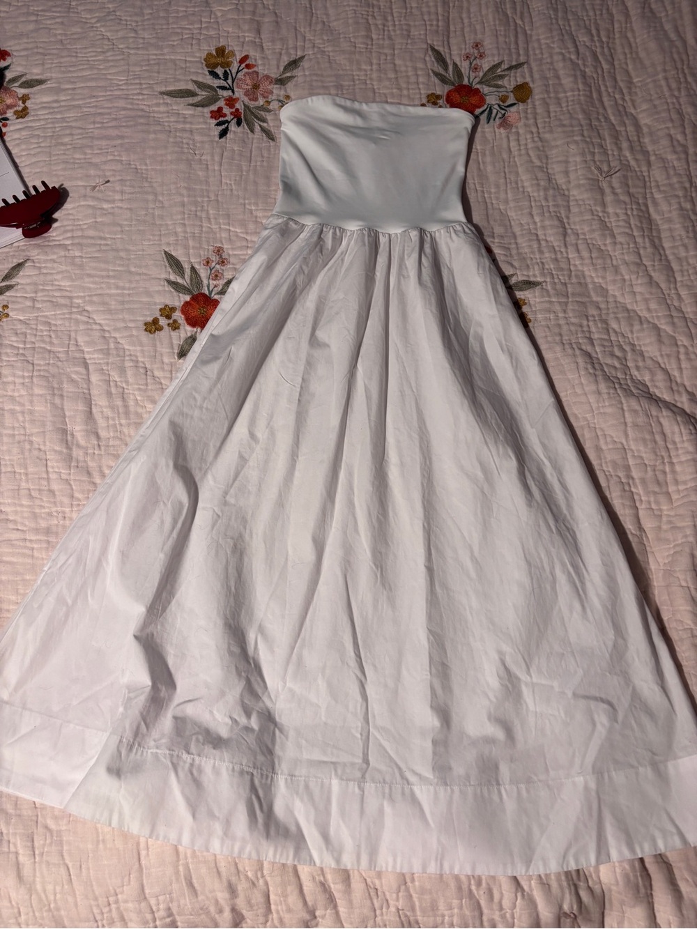 Aritzia Babaton Strapless White Maxi Dress
